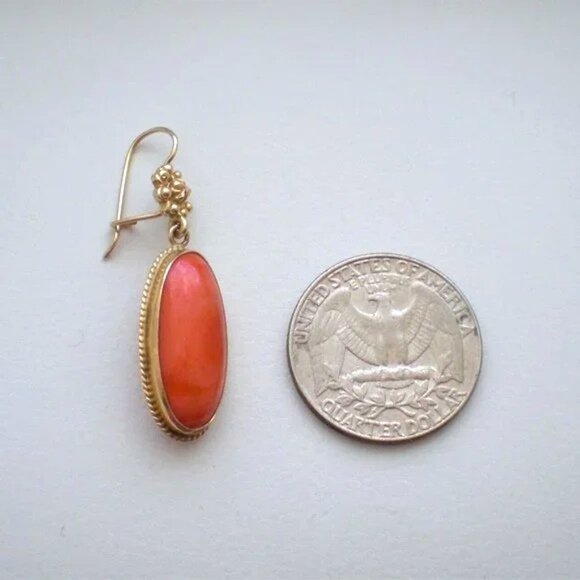 Vintage 14K Yellow Gold Large Salmon Red Coral Cabochon Dangle Drop EARRINGS - Picture 4 of 8